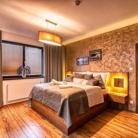 Apartman Lio - Free Garage Parking Tatranská Lomnica Exteriör bild